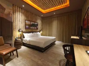 Jamboo Kingdom Hotel & Resort