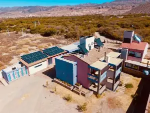 Tikay Humahuaca Refugio de Tierras