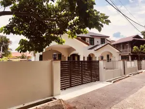 DV Villa @ Angsana Sari