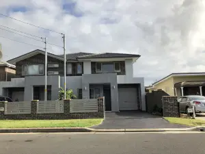 Home Away from Home Newly Built and Spacious