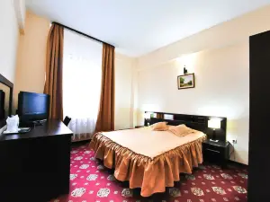 Hotel Magic GT Trivale
