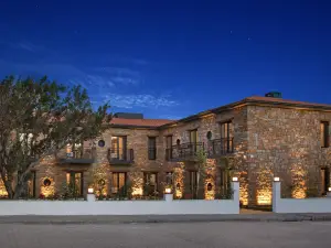 Melitya House
