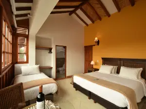 Hotel Campanario Real