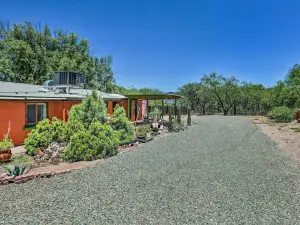 Adobe-Style Tumacacori Home w/ Trail Access!