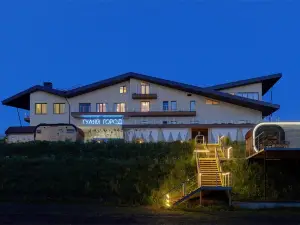 Gulyaj-Gorod Hotel