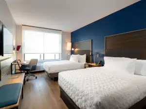 Tru by Hilton Grimes des Moines