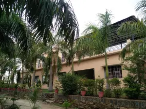 Palm Pair Resort
