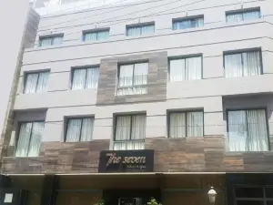 賽文飯店