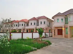 Kamalar Palace Longstay House