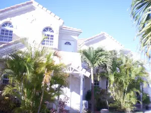 Seacruise Villa-5 bedroom vacation rental villa in Barbados- near the beach