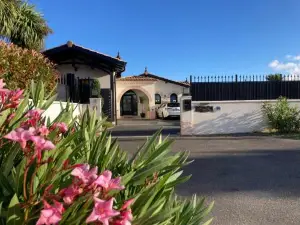 Les Lodges du Bassin d'Arcachon- Petit-déjeuner Sur Demande- Prestations Haut de Gamme
