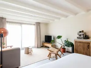 Van Heeckeren Apartments & Suites Nes