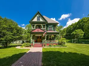 Habberstad House B&B