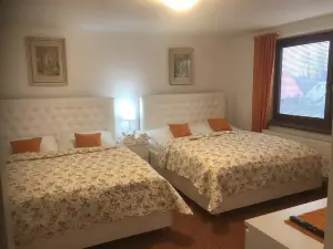 Apartment Pod Lysou 3 Bedroom