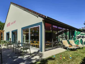 Greet  Hotel Versailles - Voisins le Bretonneux