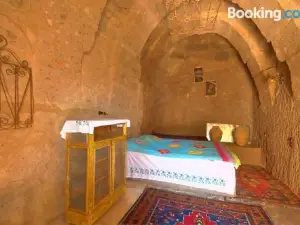 Belisırma Cave Hotel