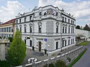Hotel Cade
