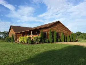 Escape to PARADISE on 10 sprawling acres in which to do anything you please!