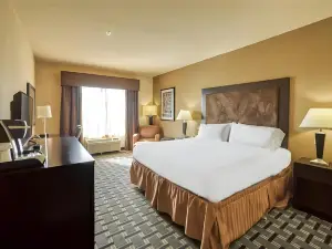 Holiday Inn Express & Suites Beeville