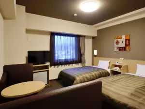 Hotel Route-Inn Takaoka Ekimae