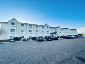 Welcome Inn & Suites