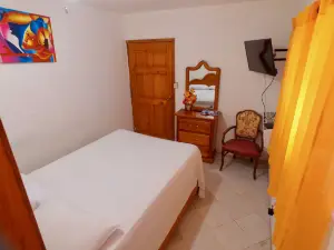 Best Time Hotel
