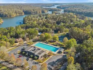 Lake Hartwell Escape - Cabin for groups & families