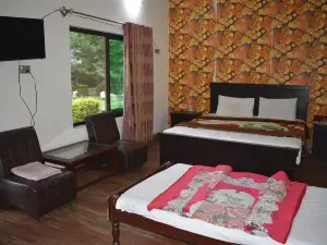 Ever Green Hotel & Restaurant