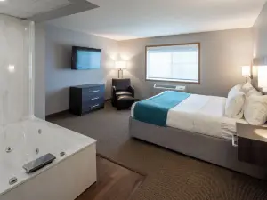 Paynesville Inn & Suites