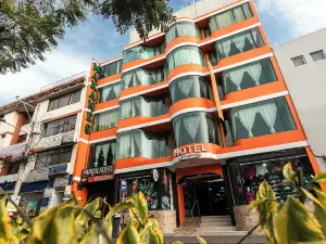 ホテル ミラフローレス