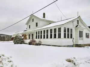 Finger Lakes Home ~ 18 Mi to Cornell University!
