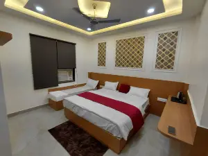 Hotel Divine Orchid