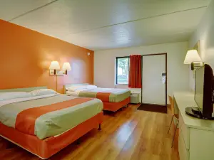 Motel 6 Chicopee, MA - Springfield