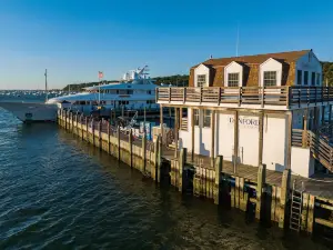 Danfords Hotel & Marina
