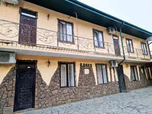 Saklya Hotel