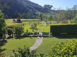 Seclusion and privacy in paradise mid week specials available enquire now