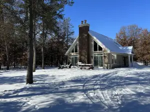 3-bedroom vacation home near Wisconsin River and Castle Rock Lake