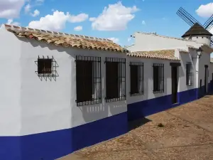 La Casa El Yelmo de Mambrino