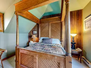 The Lake House - Green Lake Getaway