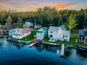 Lakeside Living (Waterfront on Sebec Lake
