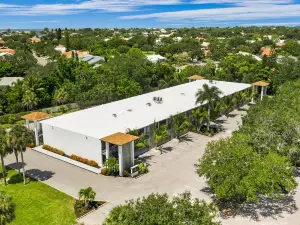 Casey Key Resorts - Mainland