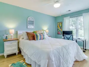 Sunset Beach Condo Ideal Golfing Getaway!
