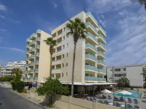 Kapetanios Limassol Hotel