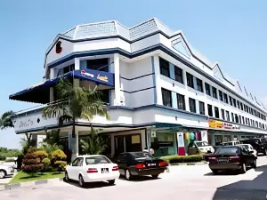 Grand City Hotel