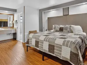 โรงแรม 12 โอ๊คส์