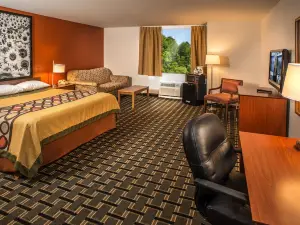 Super 8 by Wyndham Prestonsburg