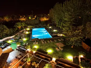 卡塞雷斯森特納里歐5號巴西洛飯店