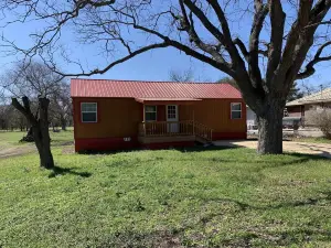 Cabin with Deck . Close Nueces River
