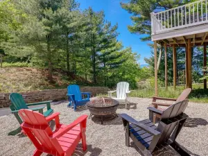 Arrakis on Lake Michigan: Beach, Dunes, Privacy, Custom-built
