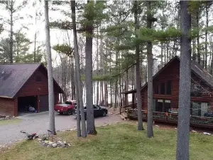 Little Cottage On Prairie - Prairie Lake That Is!!!